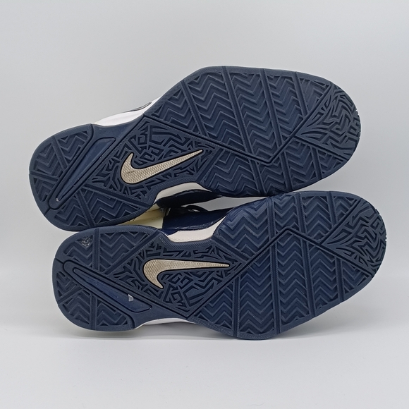 Nike Air Zoom Legend \'Metallic Silver\' main image 9
